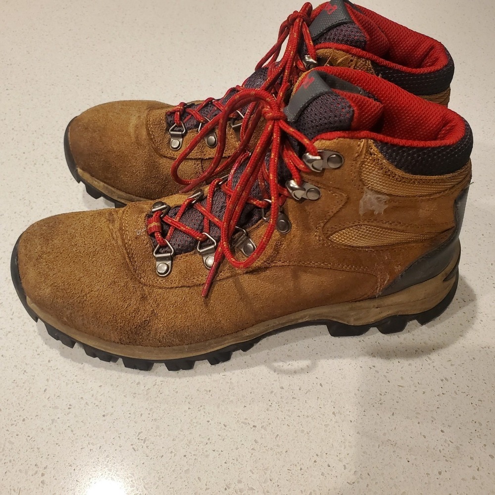Bearpaw Hiking Boots Womens 8.5 Tan Red Suede Waterproof A17U07